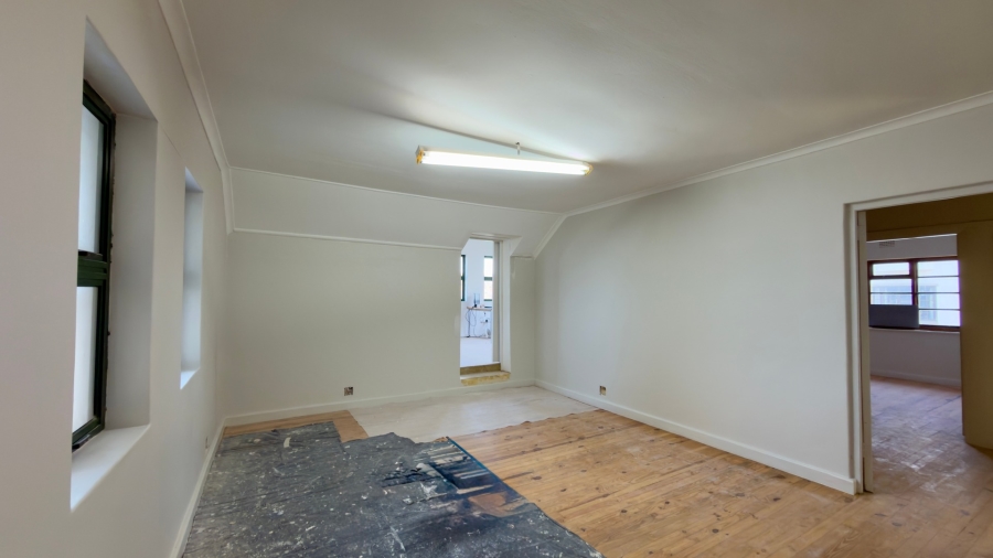 To Let Commercial Property for Rent in Somerset West Western Cape
